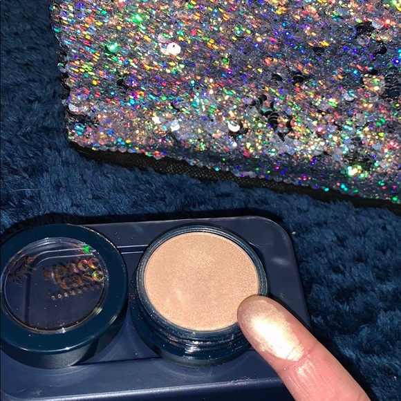 Makeup Bundle! - Picture 3 of 7